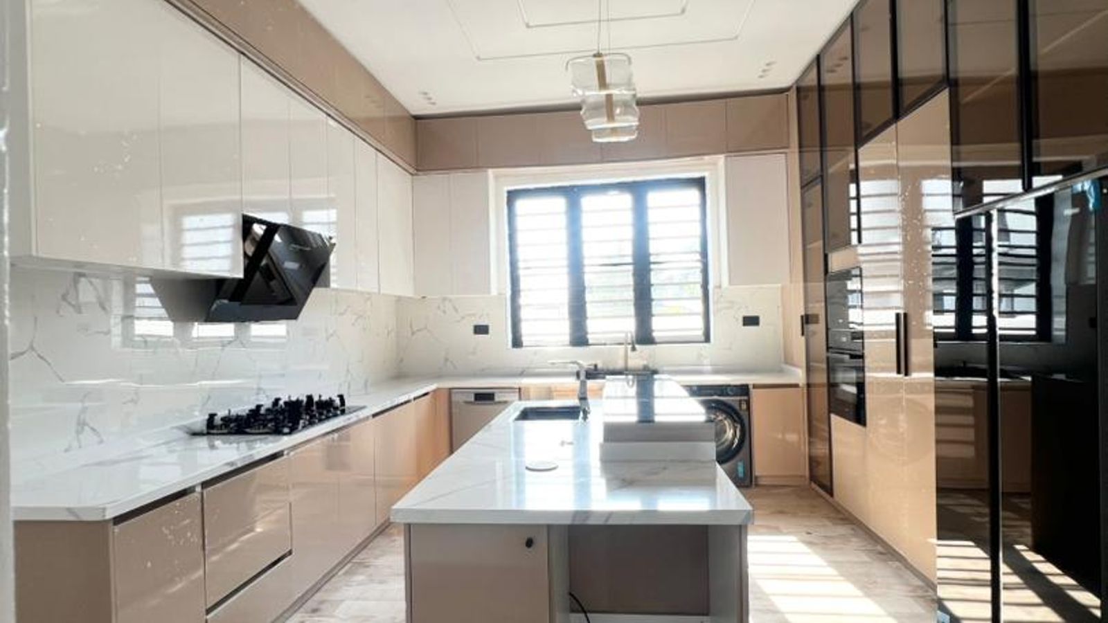 5 Bedroom Fully Detached Duplex