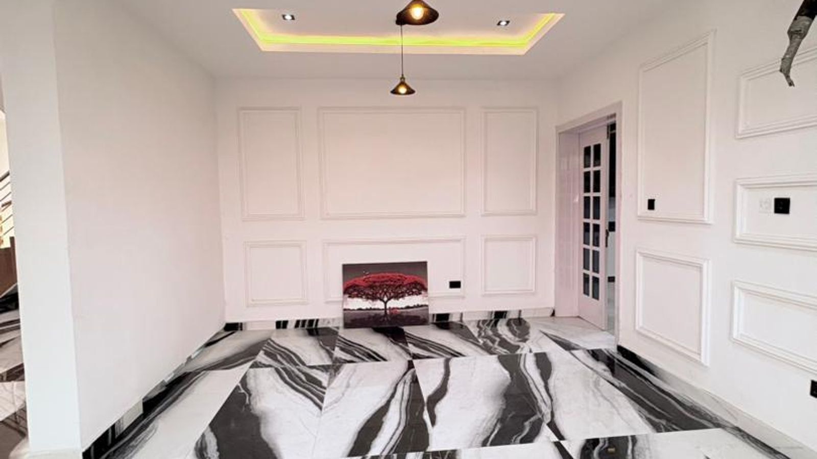 6 Bedroom Fully Detached Duplex
