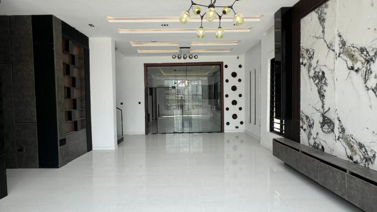 5 Bedroom Fully Detached Duplex