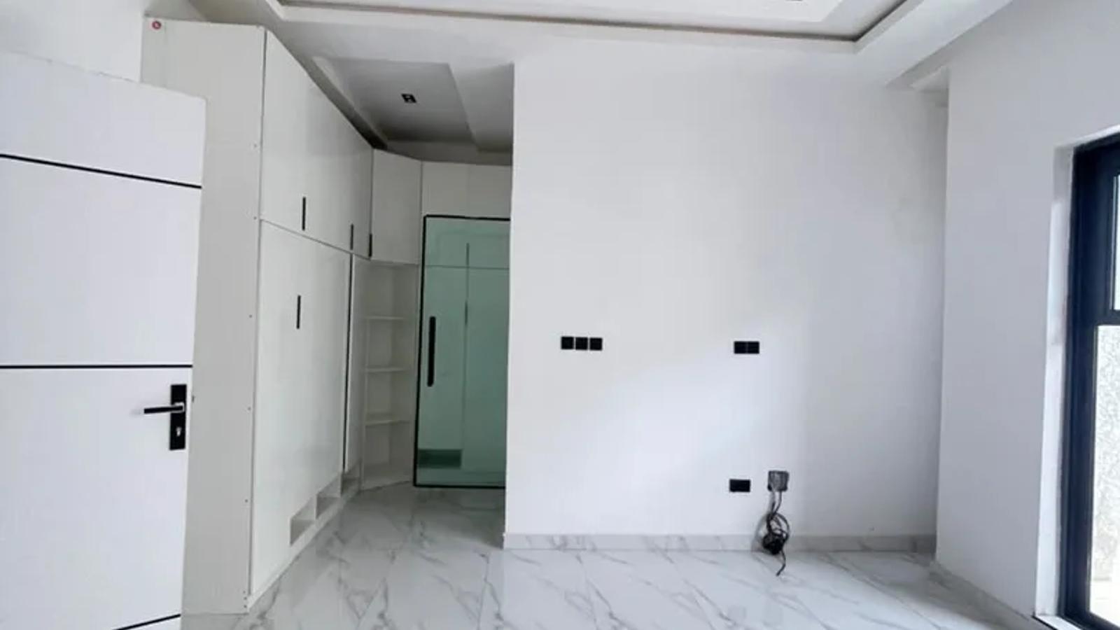 4 Bedroom Terrace Duplex