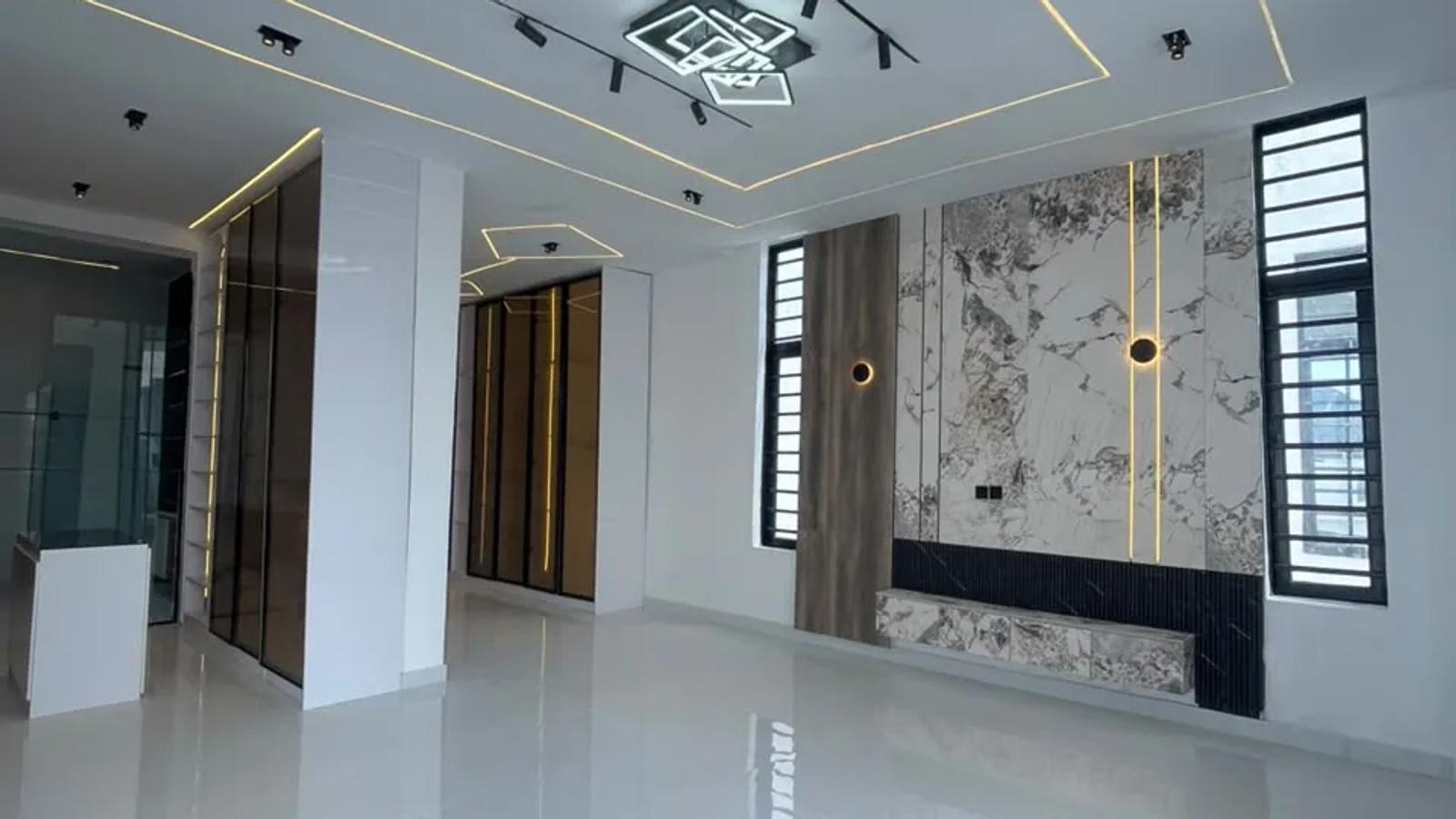 5 Bedroom Fully Detached Duplex