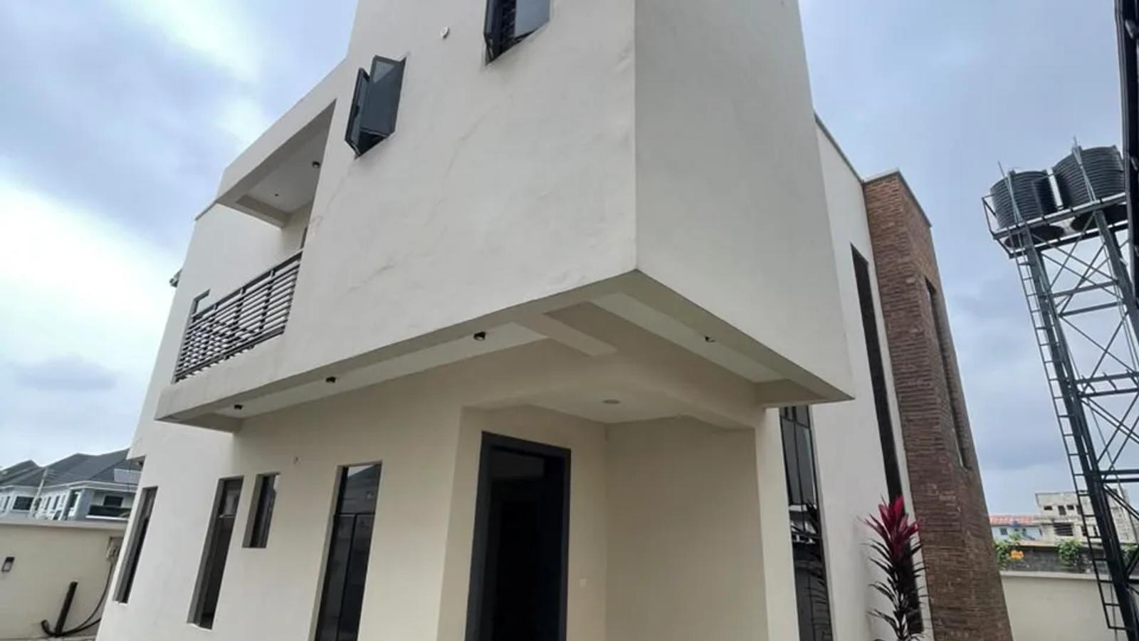 4 Bedroom Fully Detached Duplex