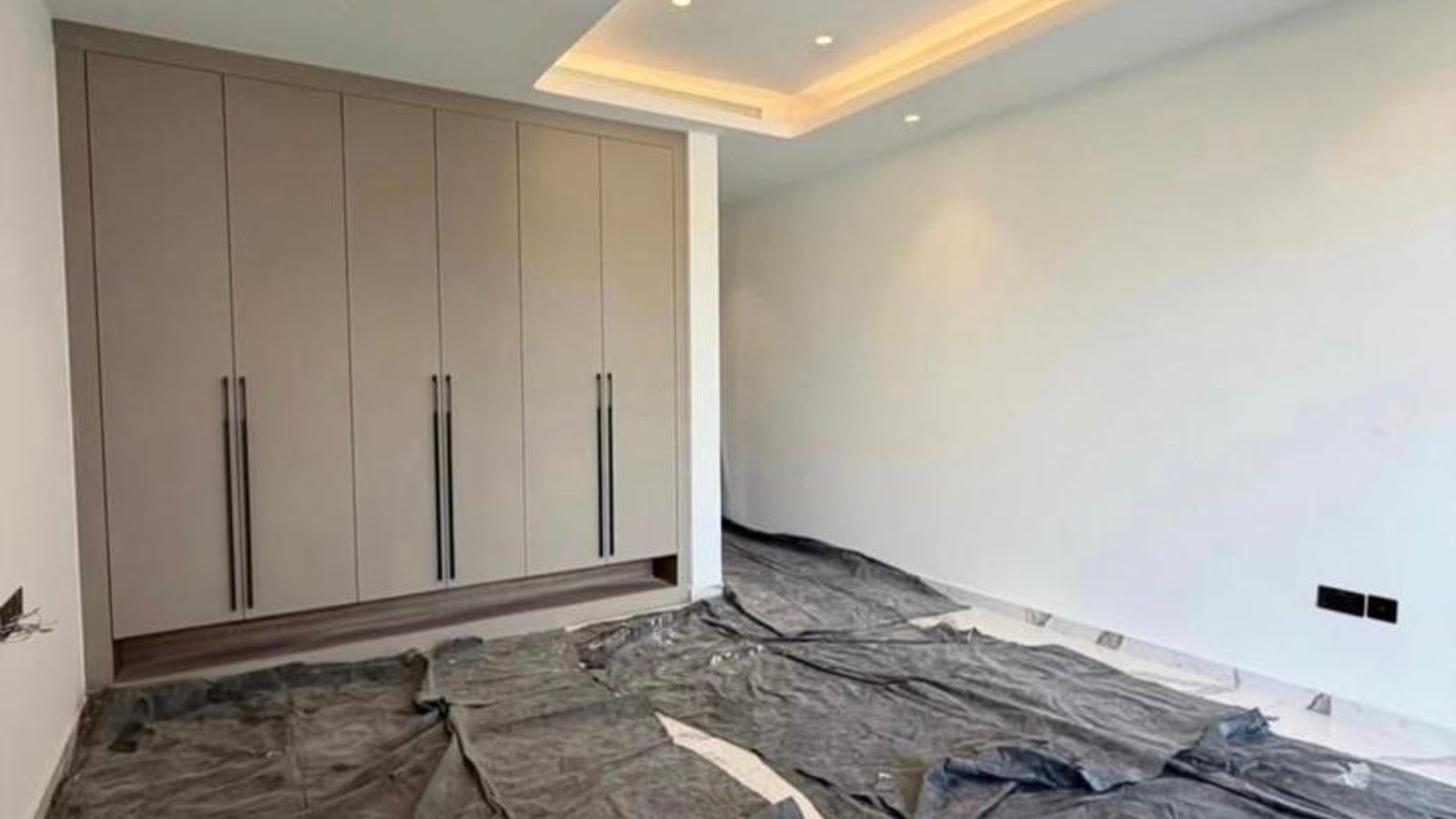 5 Bedroom Fully Detached Duplex