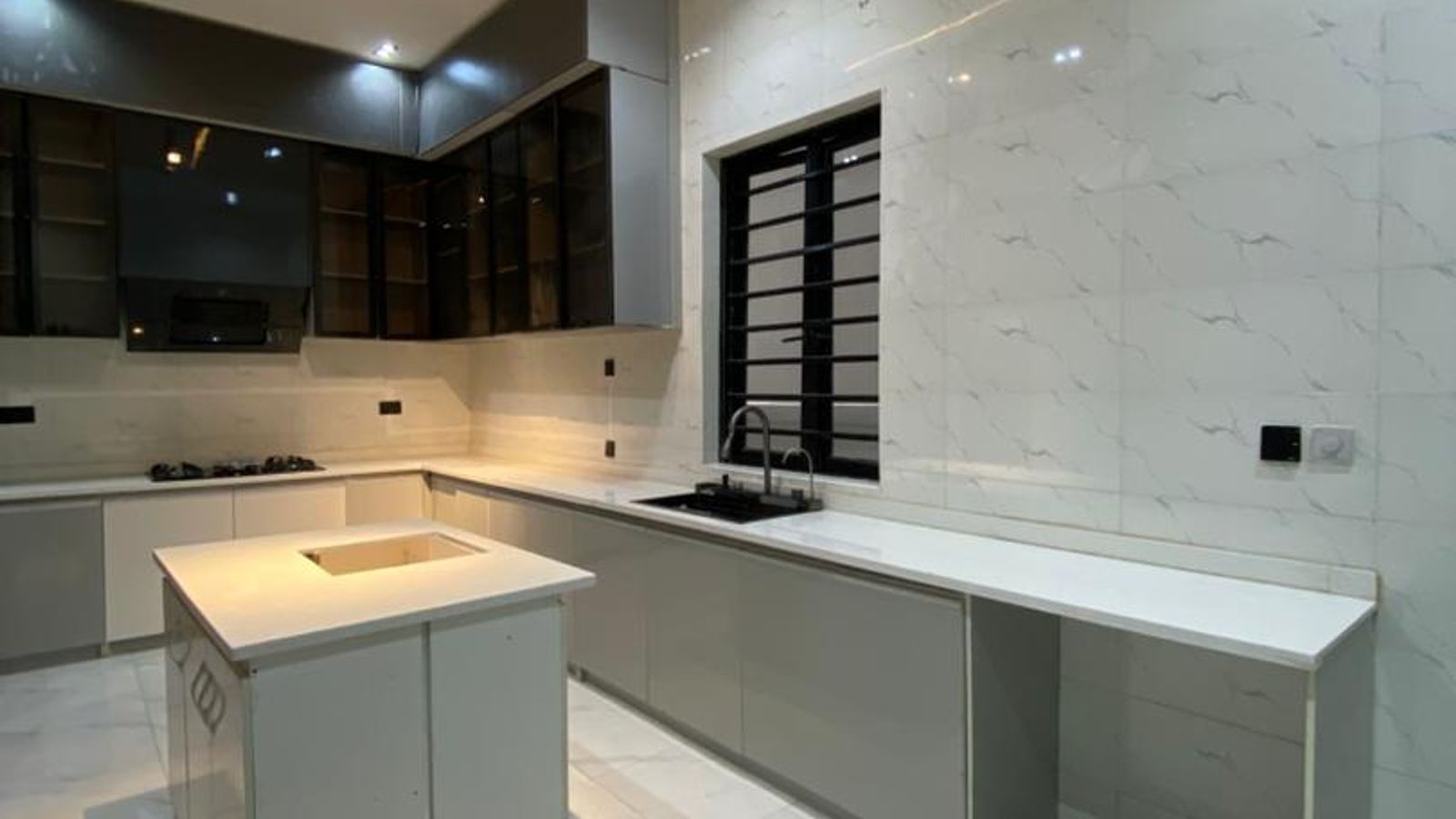 5 Bedroom Fully Detached Duplex