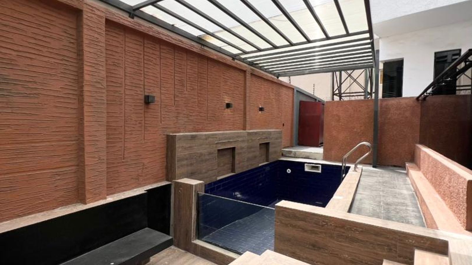 4 Bedroom Terrace Duplex
