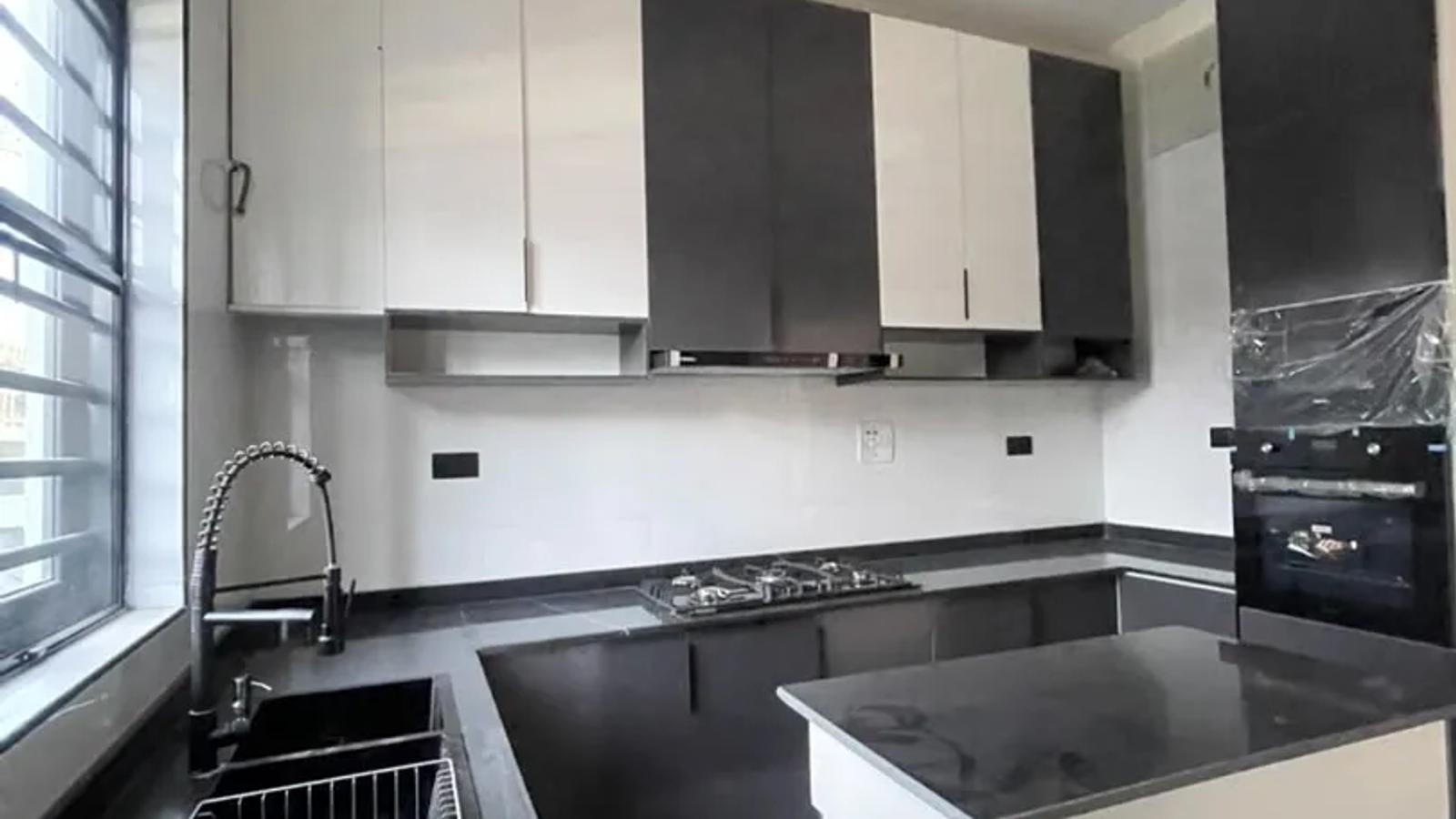 4 Bedroom Terrace Duplex