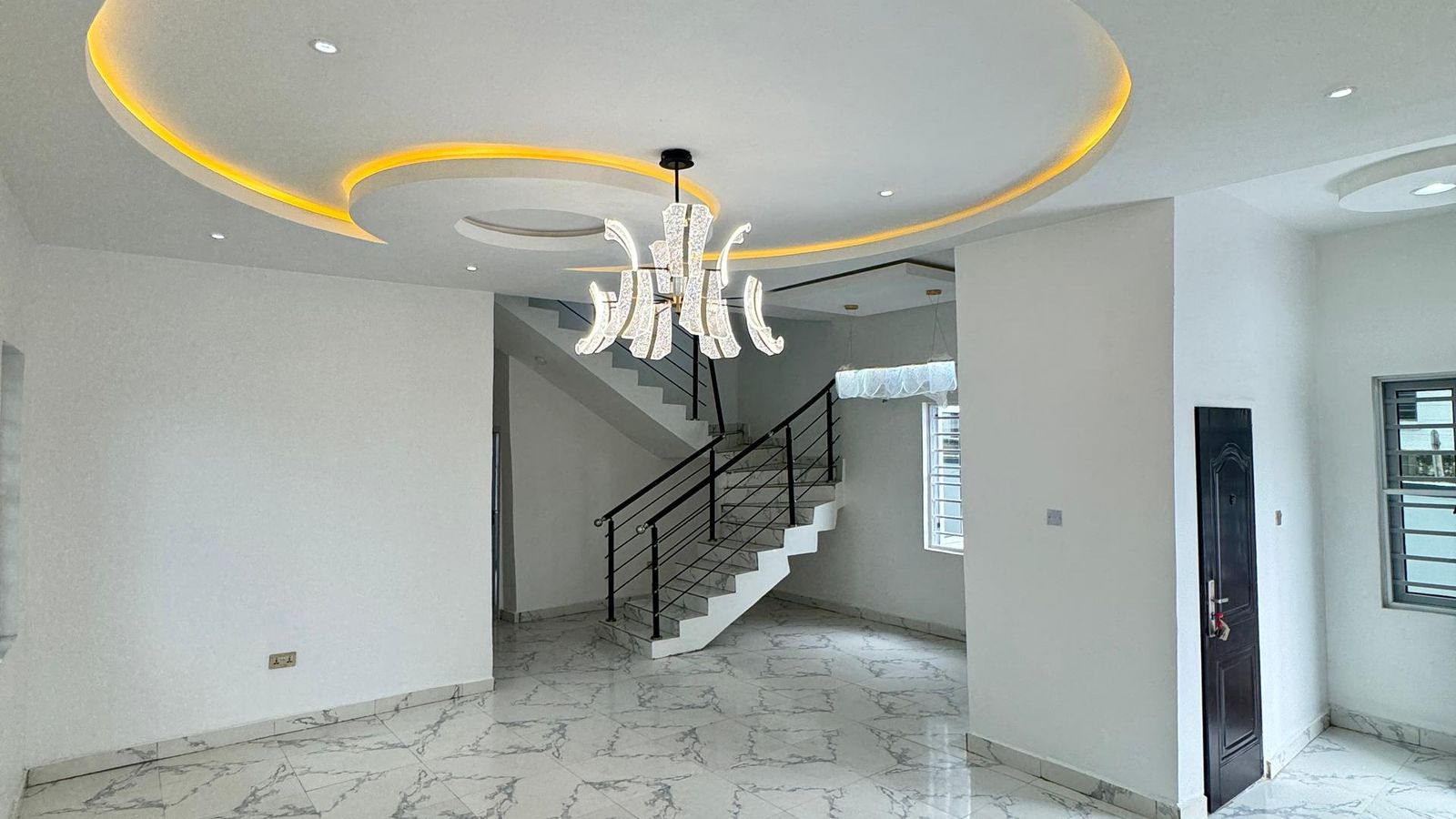 4 Bedroom Fully Detached Duplex