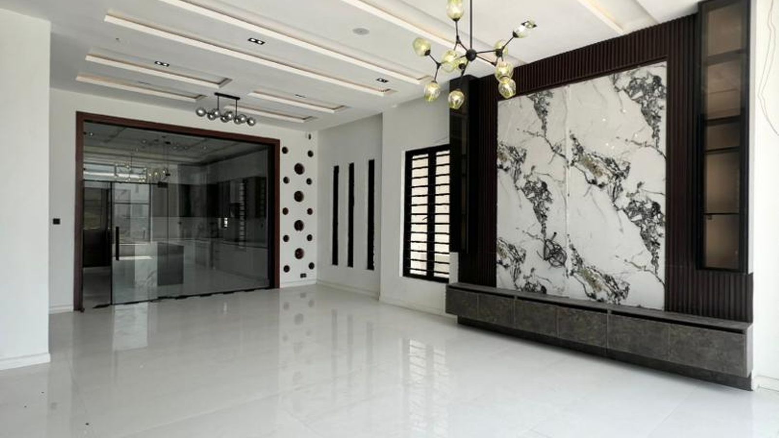 5 Bedroom Fully Detached Duplex