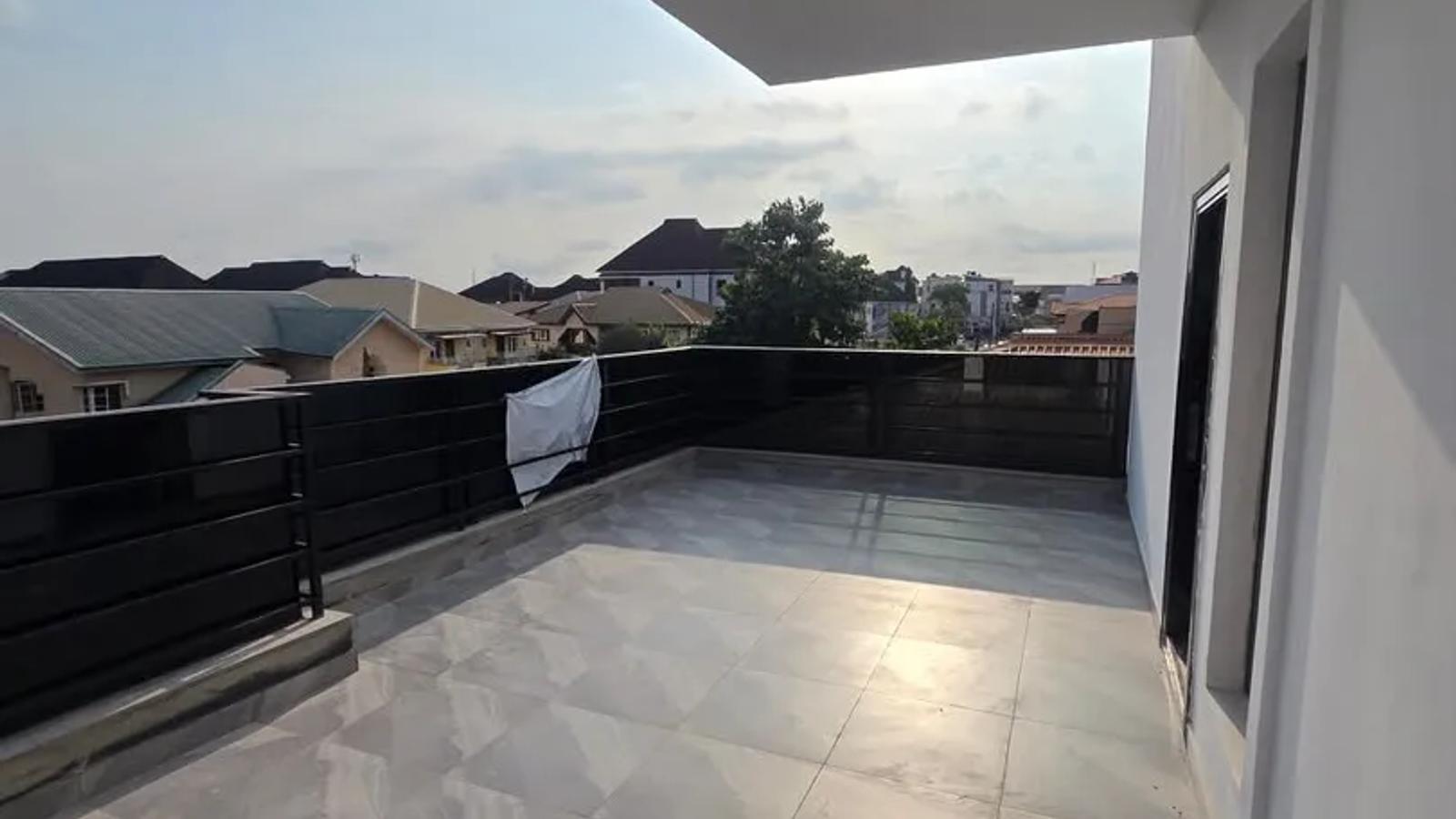 5 Bedroom Fully Duplex