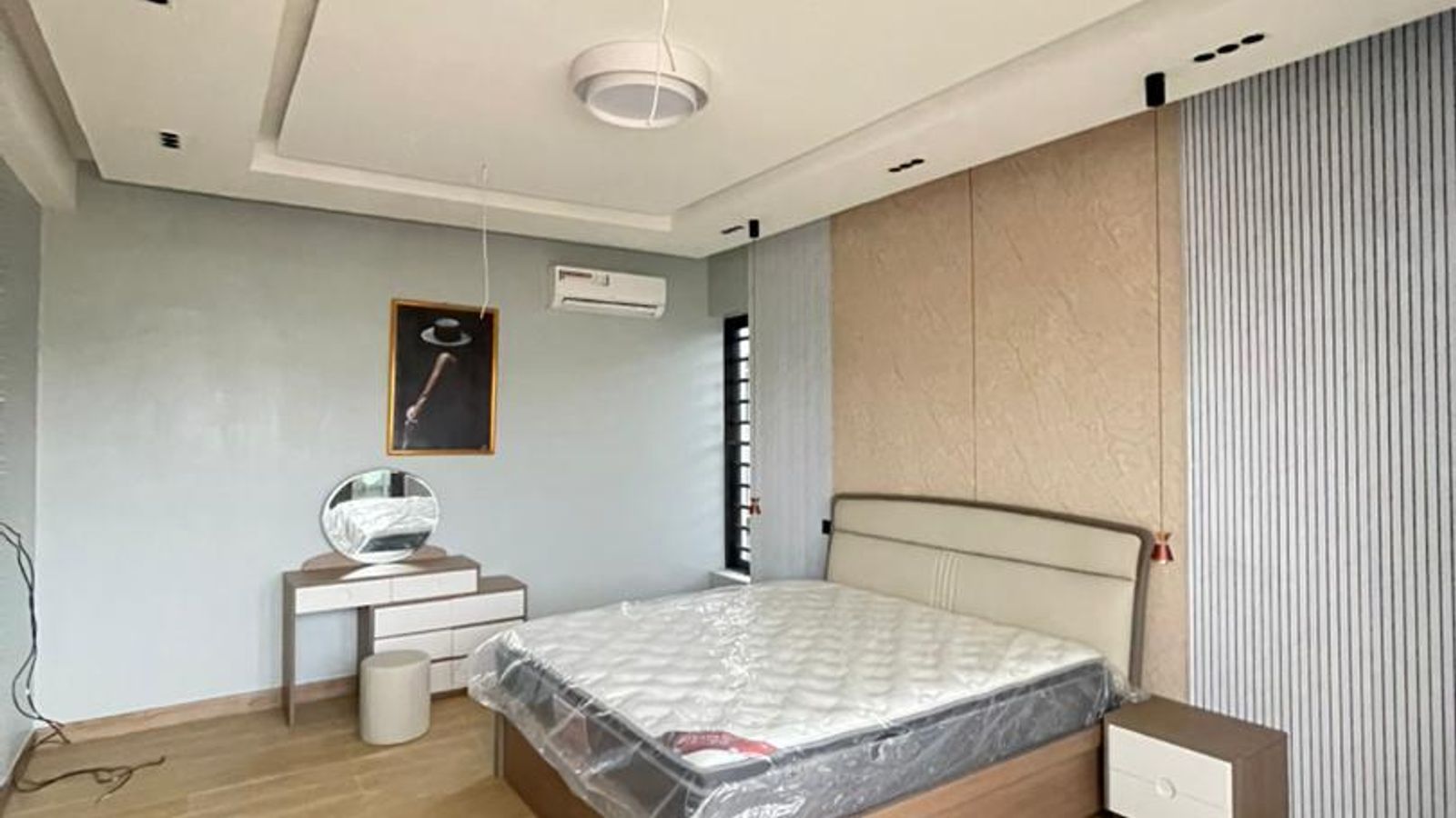 5 Bedroom Fully Detached Duplex