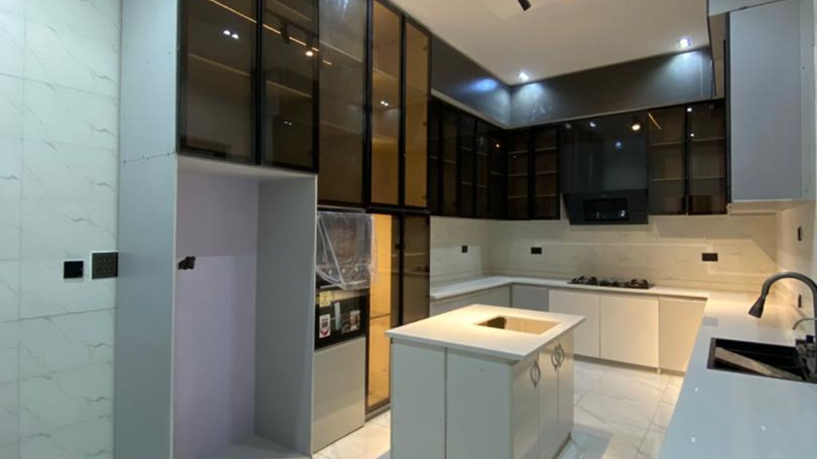 5 Bedroom Fully Detached Duplex
