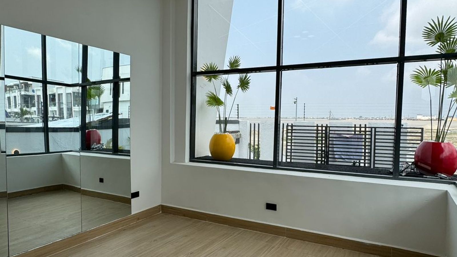 5 Bedroom Fully Detached Duplex
