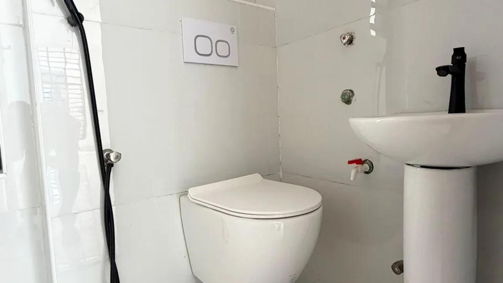 2 Bedroom Serviced Penthouse Apartment