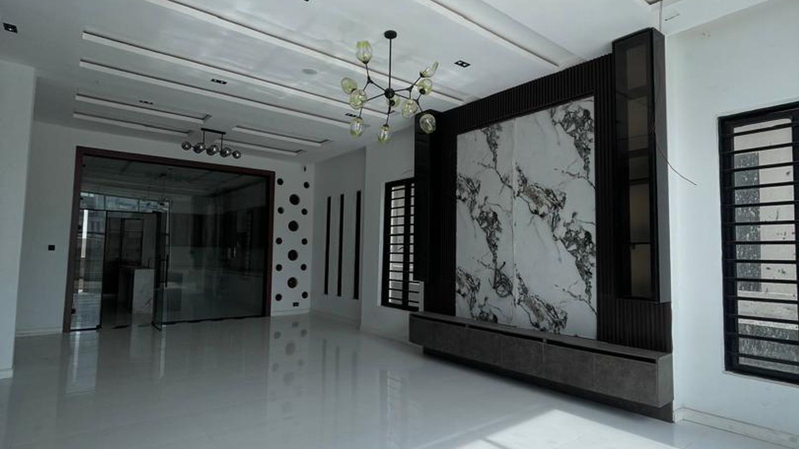 6 Bedroom Fully Detached Duplex