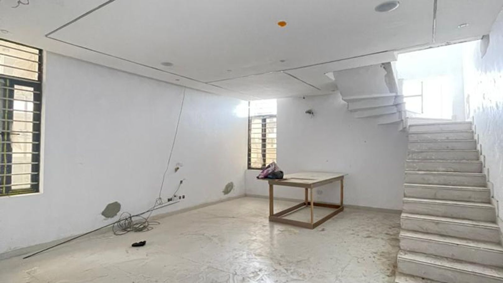 5 Bedroom Fully Detached Duplex
