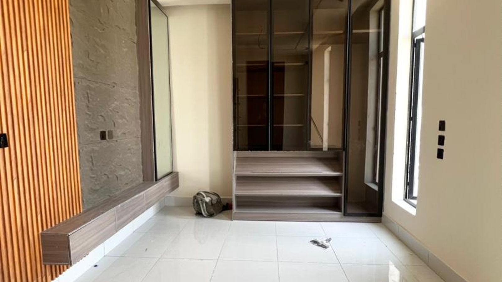 5 Bedroom Fully Detached Duplex