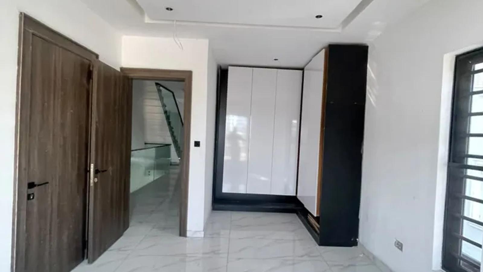 4 Bedroom Semi Detached Duplex
