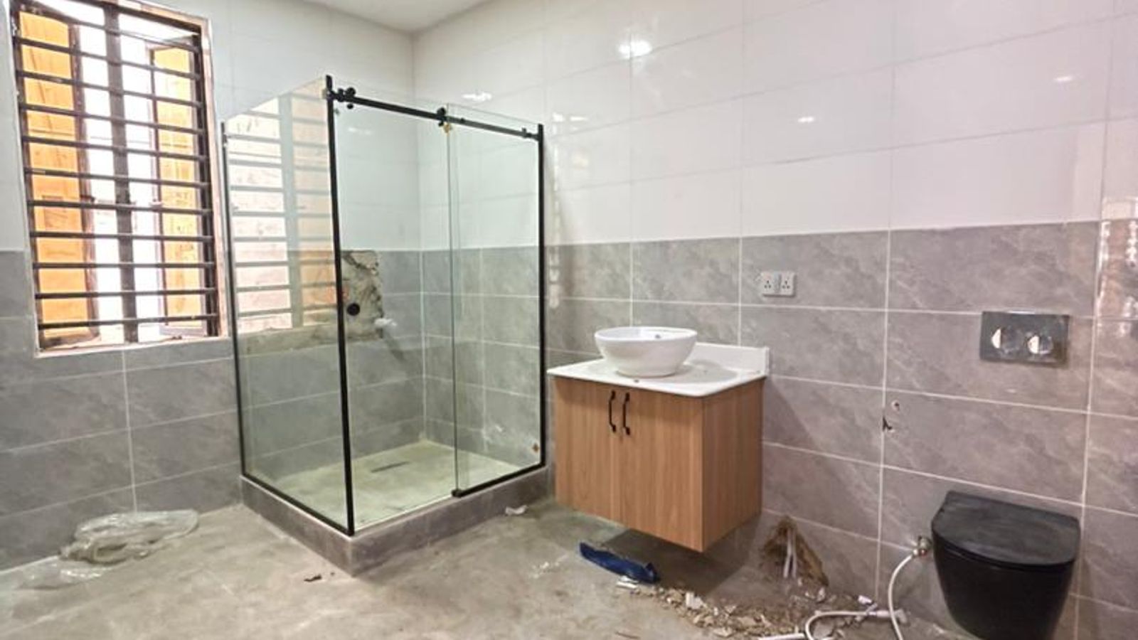 4 Bedroom Maisonettes