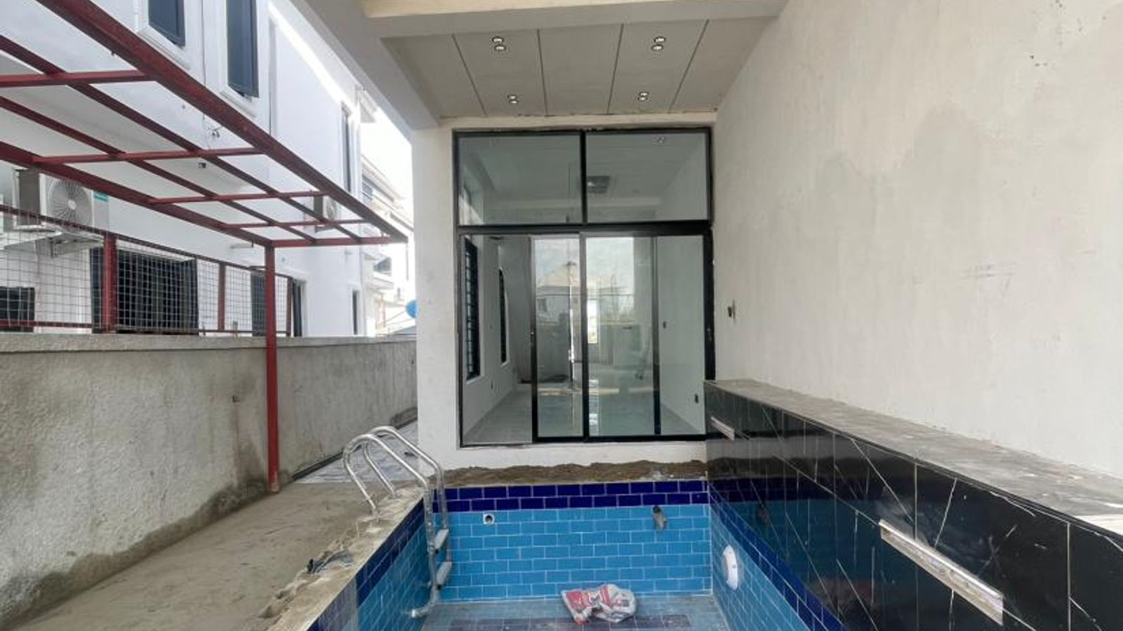 5 Bedroom Fully Detached Duplex