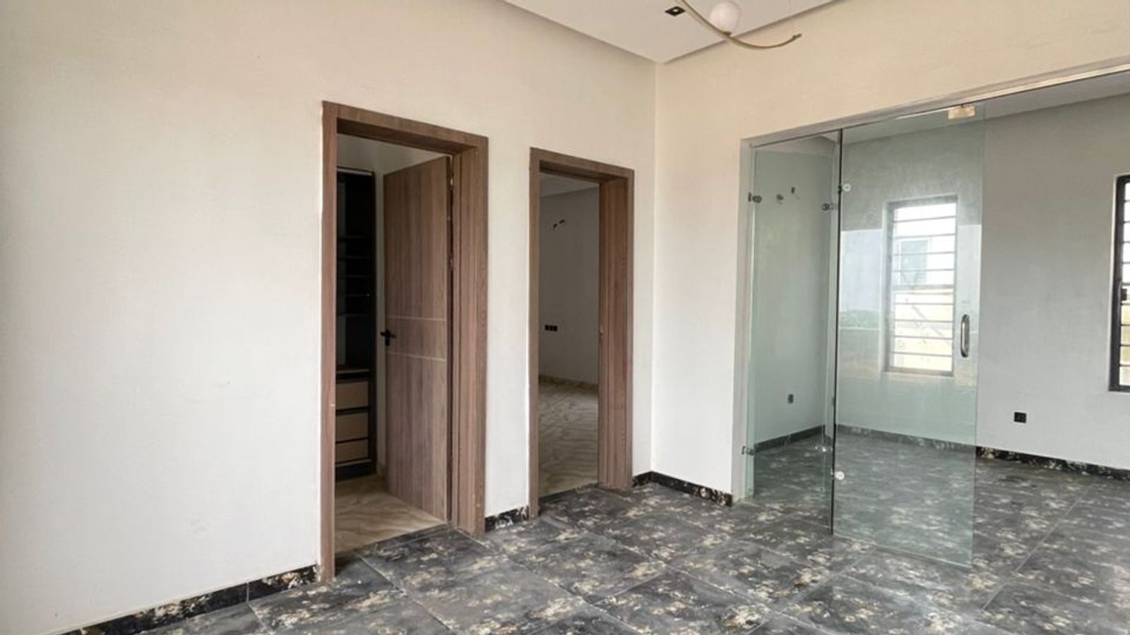 4 Bedroom Fully Detached Duplex