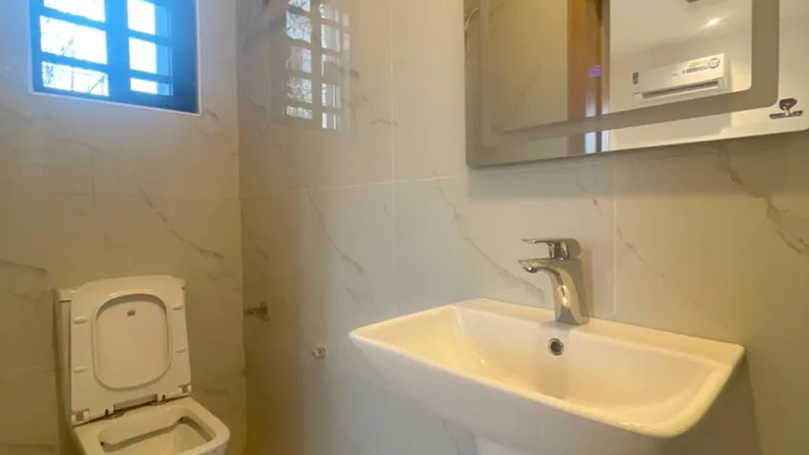 4 BEDROOM MAISONETTE WITH BQ