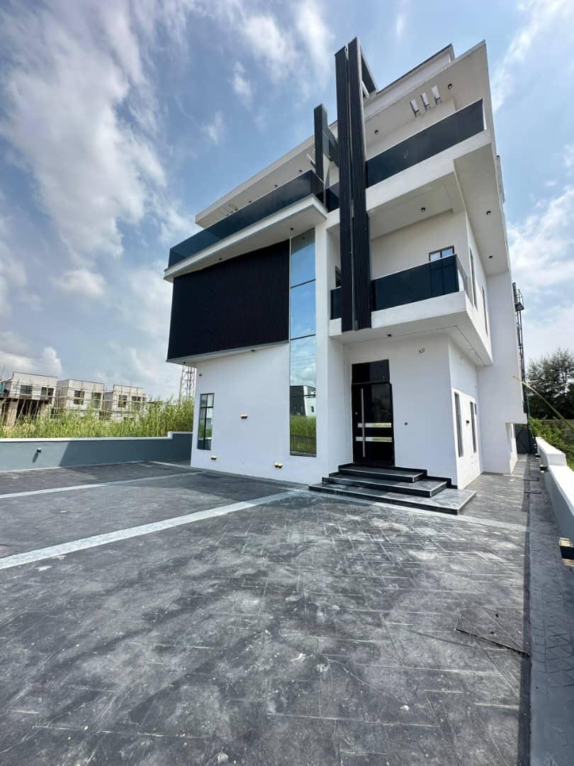 5 Bedroom Fully Detached Terrace Duplex