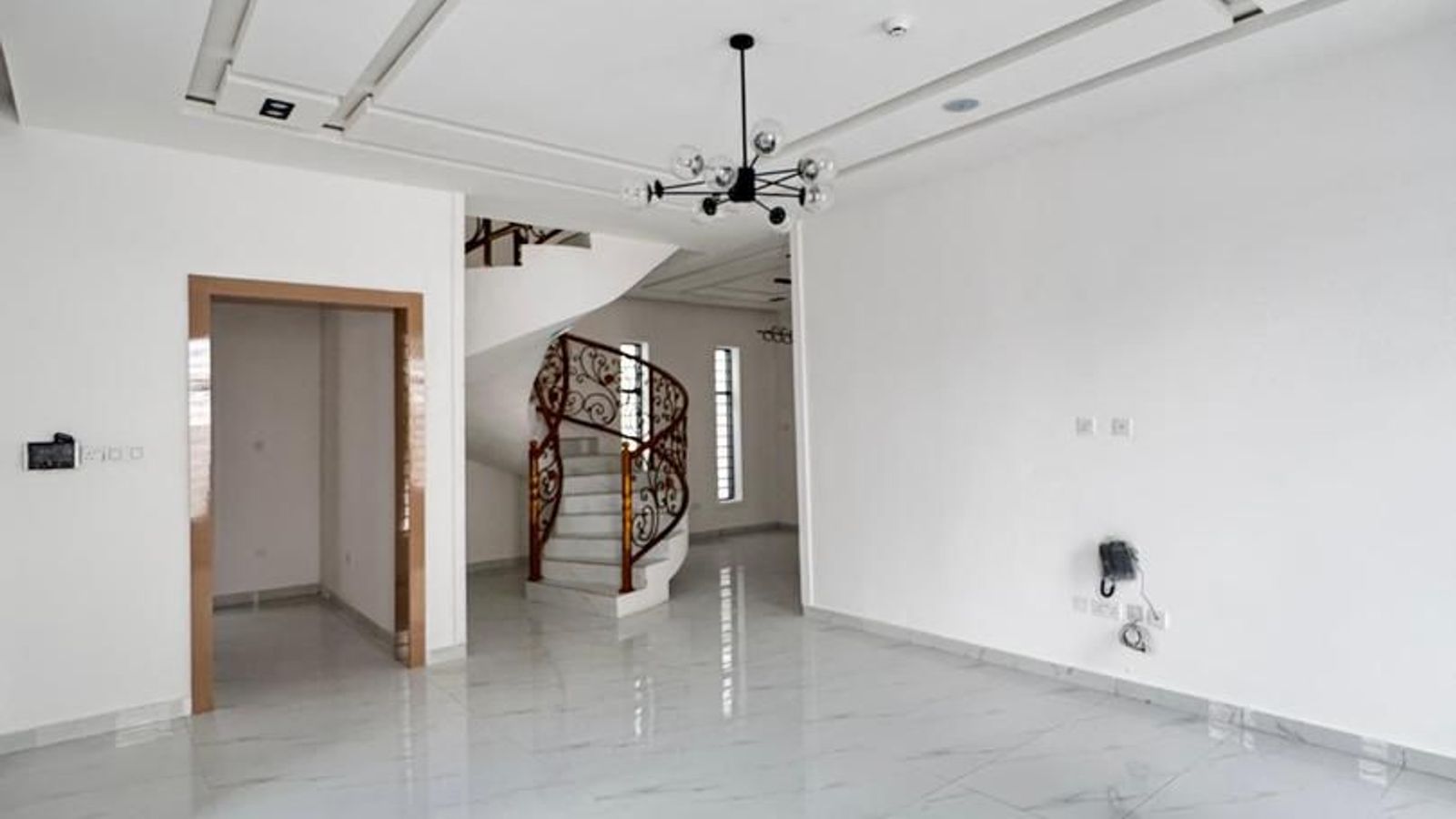 5 Bedroom Fully Detached Duplex