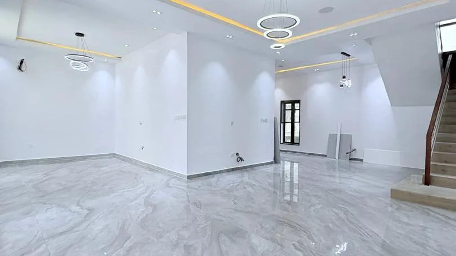 5 Bedroom Fully Detached Duplex