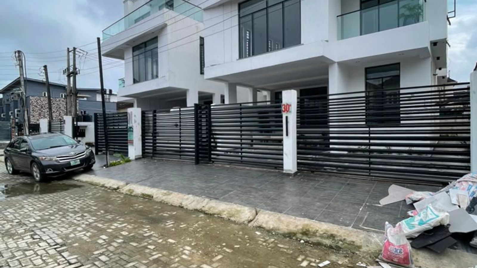5 Bedroom Fully Detached Duplex