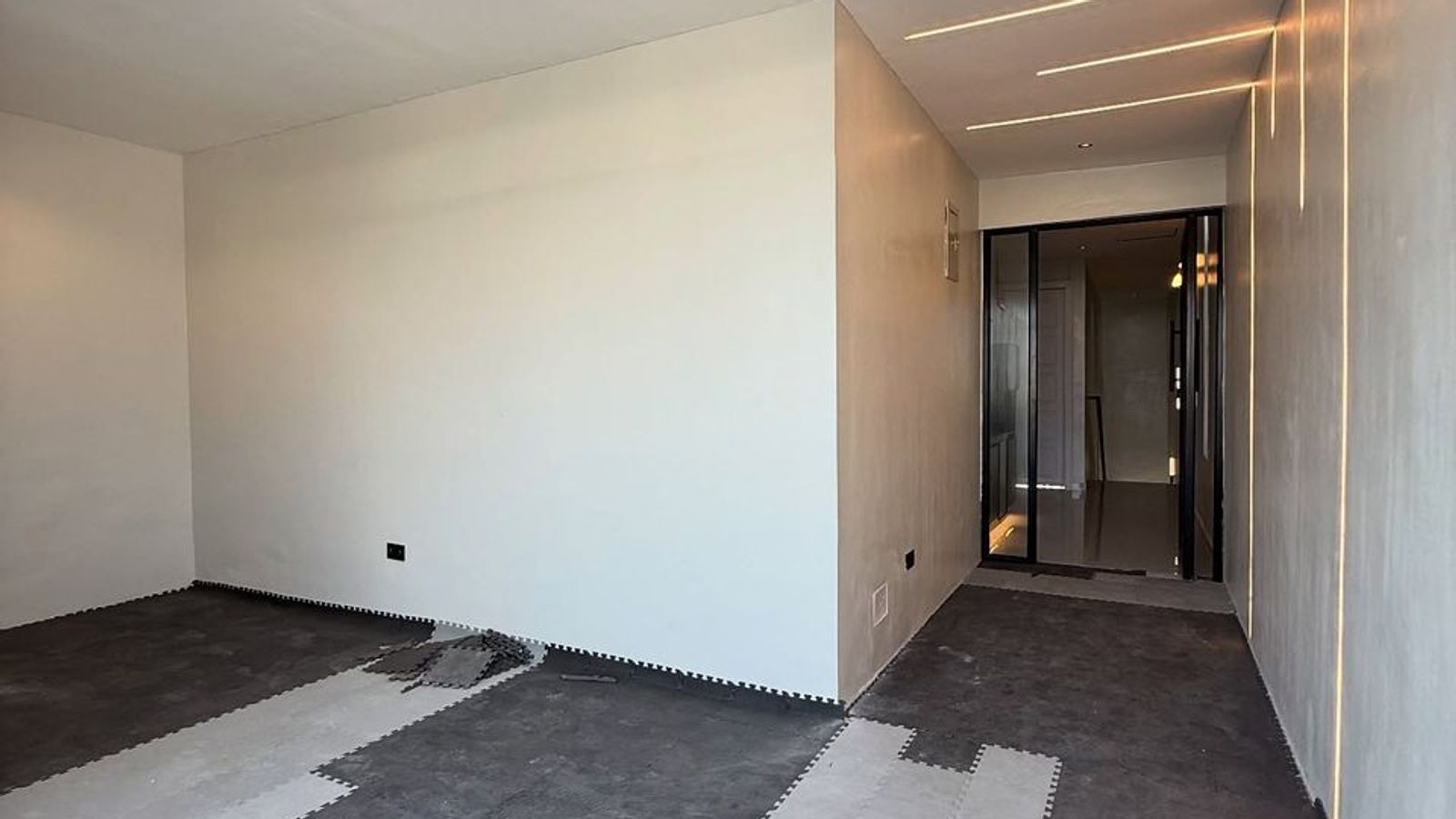 5 Bedroom Fully Detached Terrace Duplex