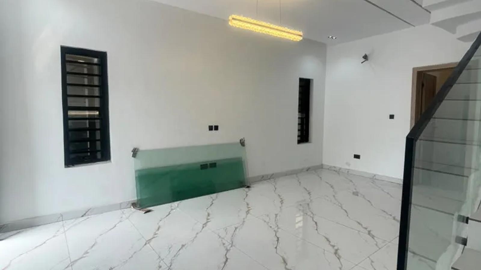 4 BEDROOM SEMI-DETACHED DUPLEX WITH BQ