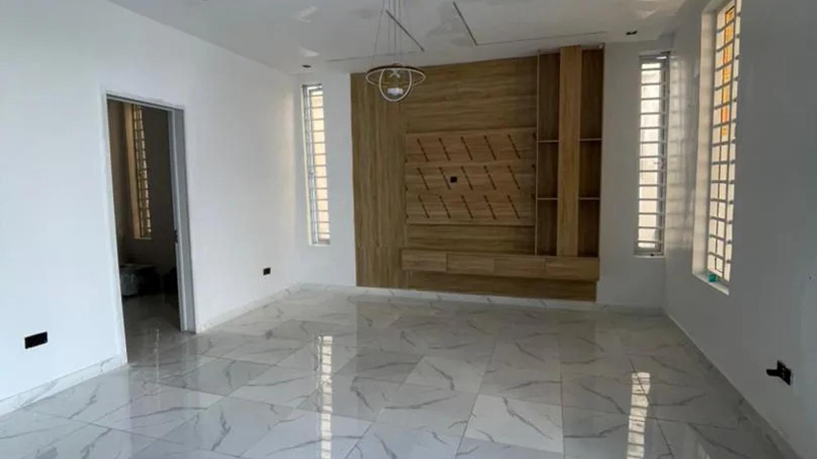 3 & 4 Bedroom Fully Detached Duplex
