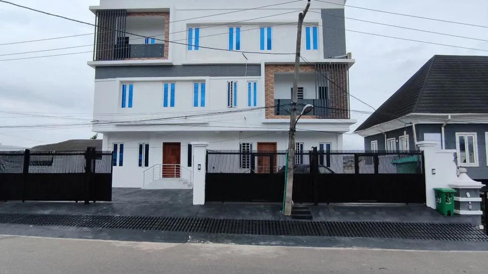 4 Bedroom Semi Detached Duplex
