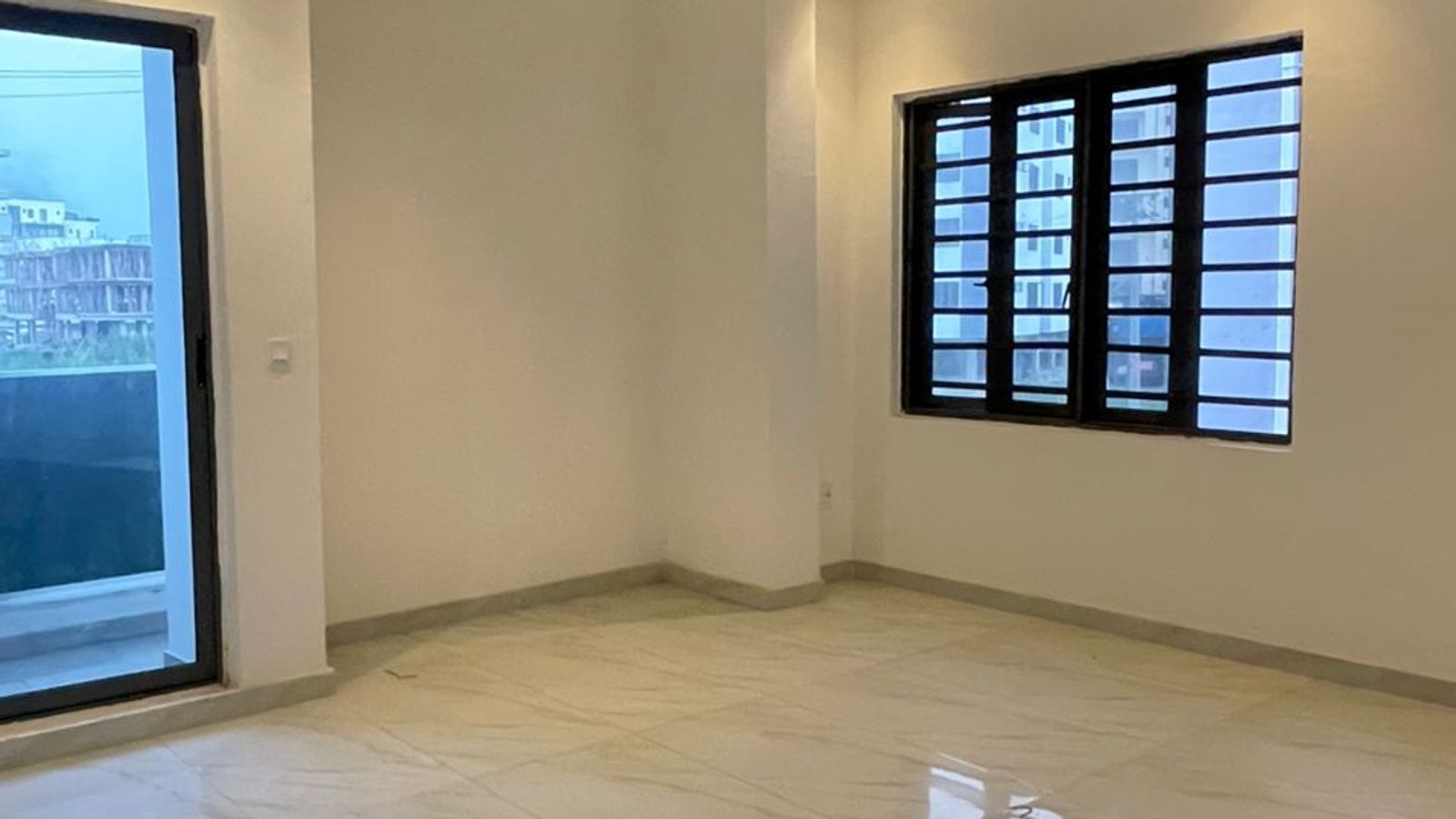 5 Bedroom Duplex