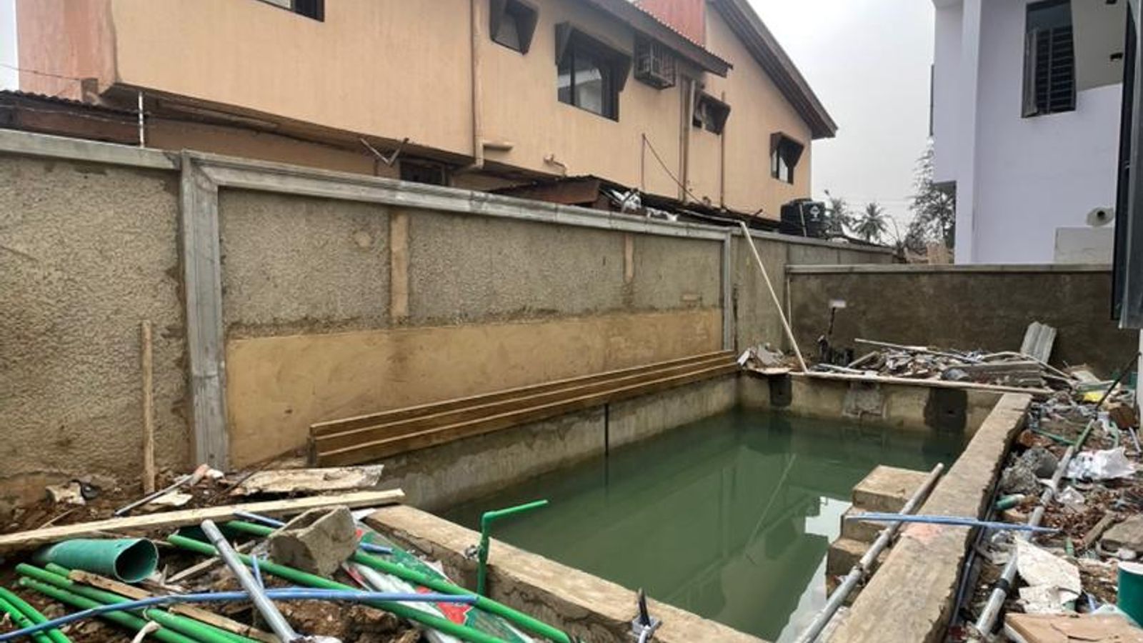5 Bedroom Fully Detached Duplex