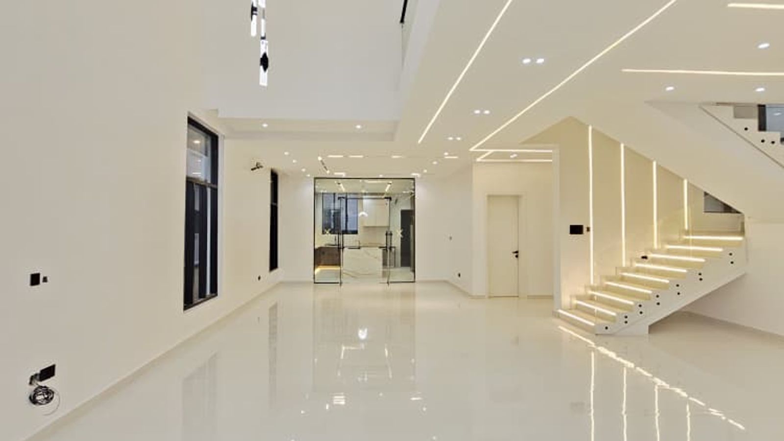 5 Bedroom Fully Detached Duplex