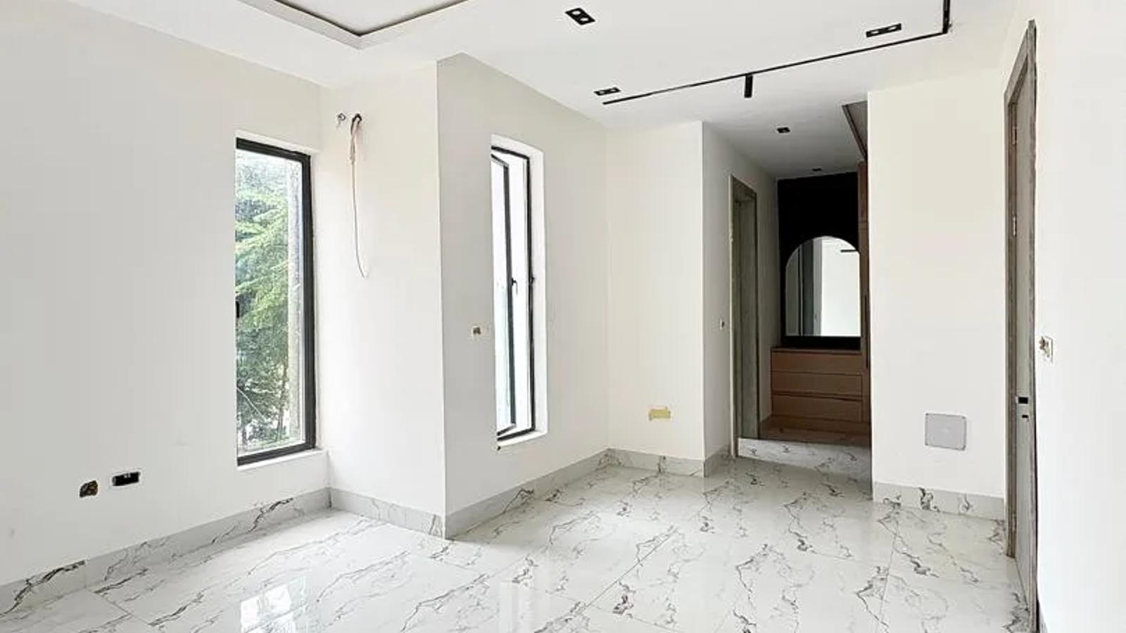 4 Bedroom Fully Detached Duplex