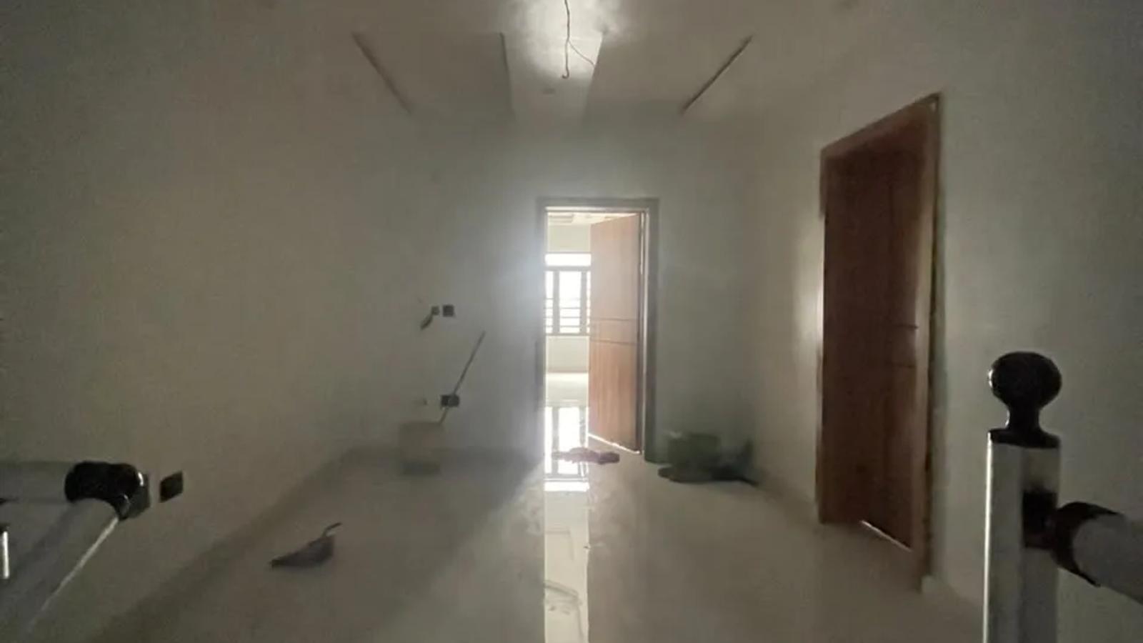 5 Bedroom Semi Detached Duplex