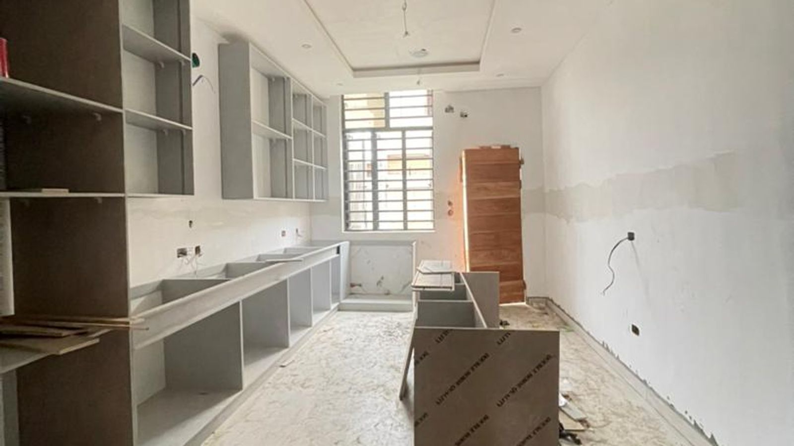 5 Bedroom Fully Detached Duplex
