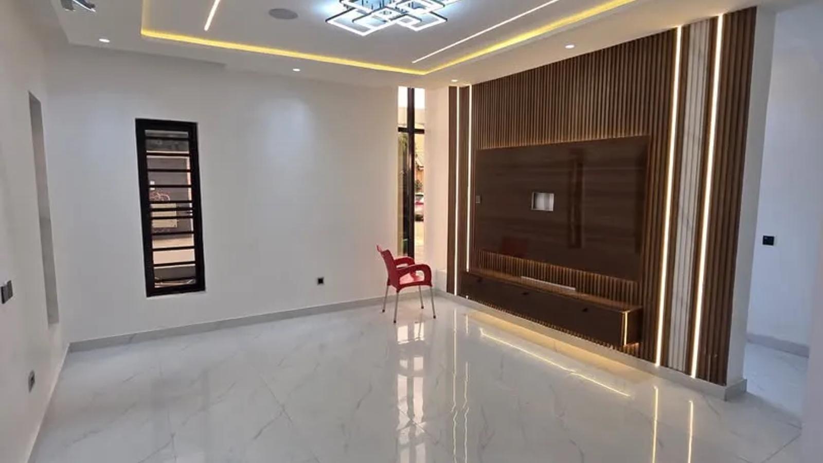 5 Bedroom Fully Duplex