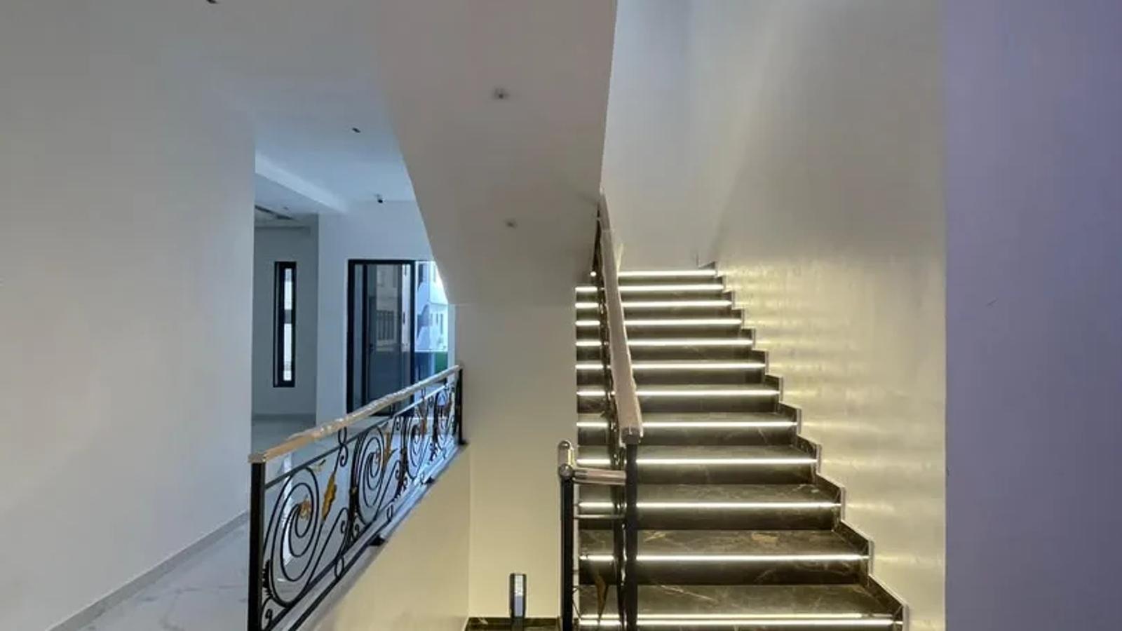7 Bedroom Fully Detached Duplex