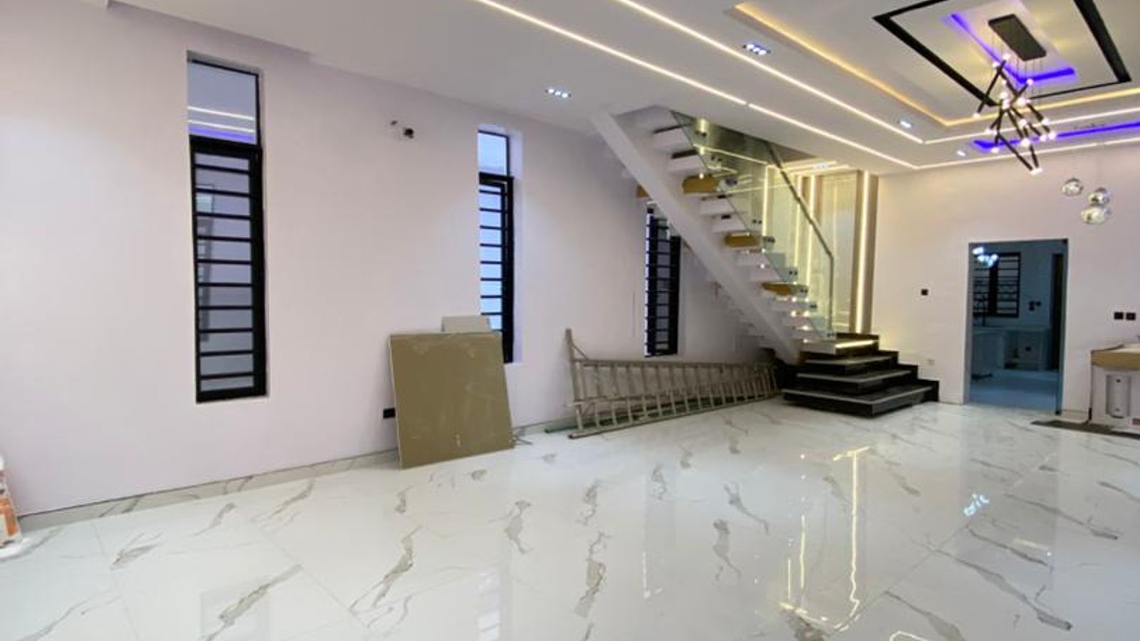 5 Bedroom Fully Detached Duplex