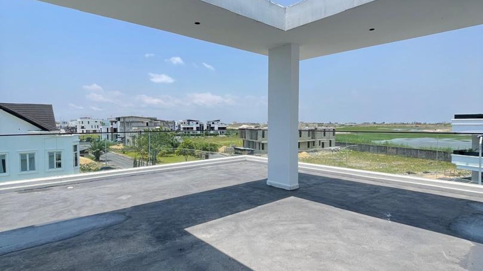 5 Bedroom Fully Detached Duplex