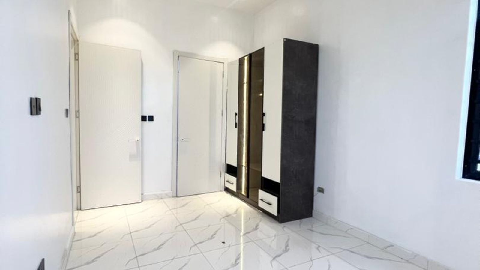 4 Bedroom Fully Detached Duplex