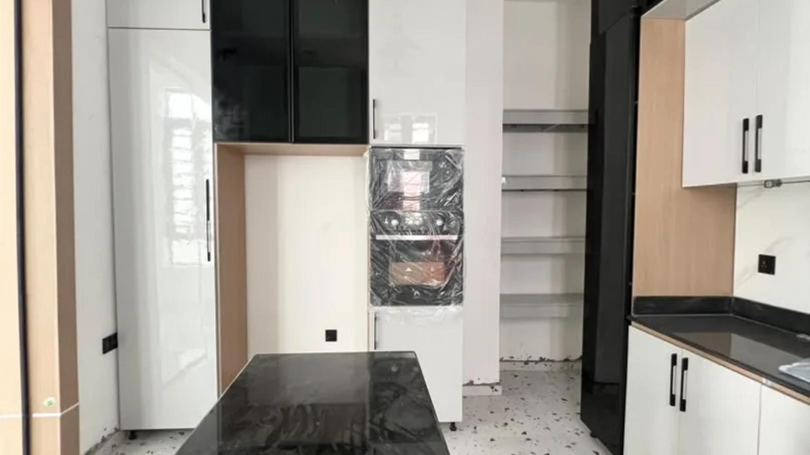 4 Bedroom Fully Detached Duplex