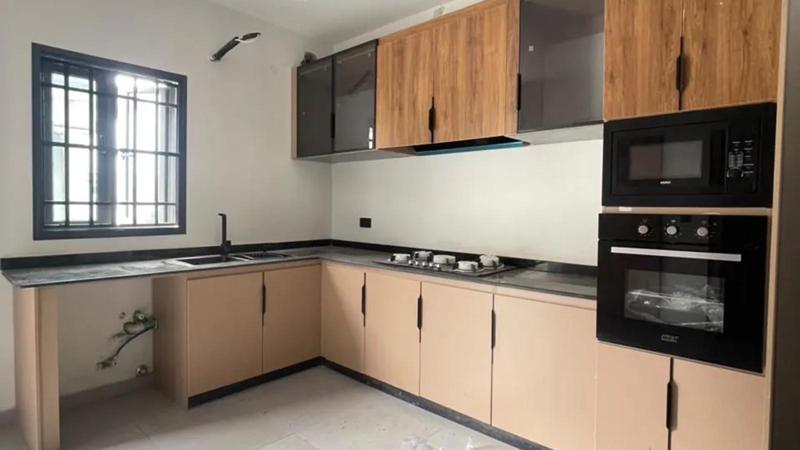 3&4 BEDROOM DUPLEX
