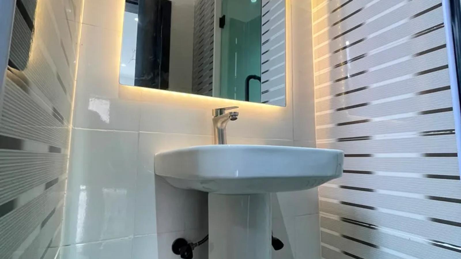 4 BEDROOM TERRACE WITH BQ