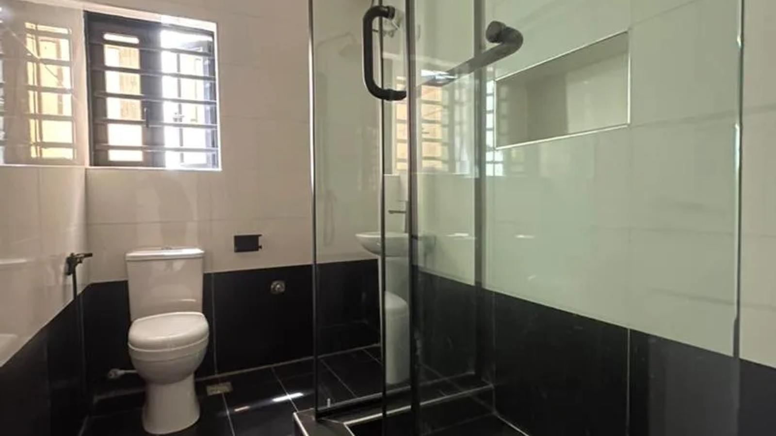 5 Bedroom Semi Detached Duplex