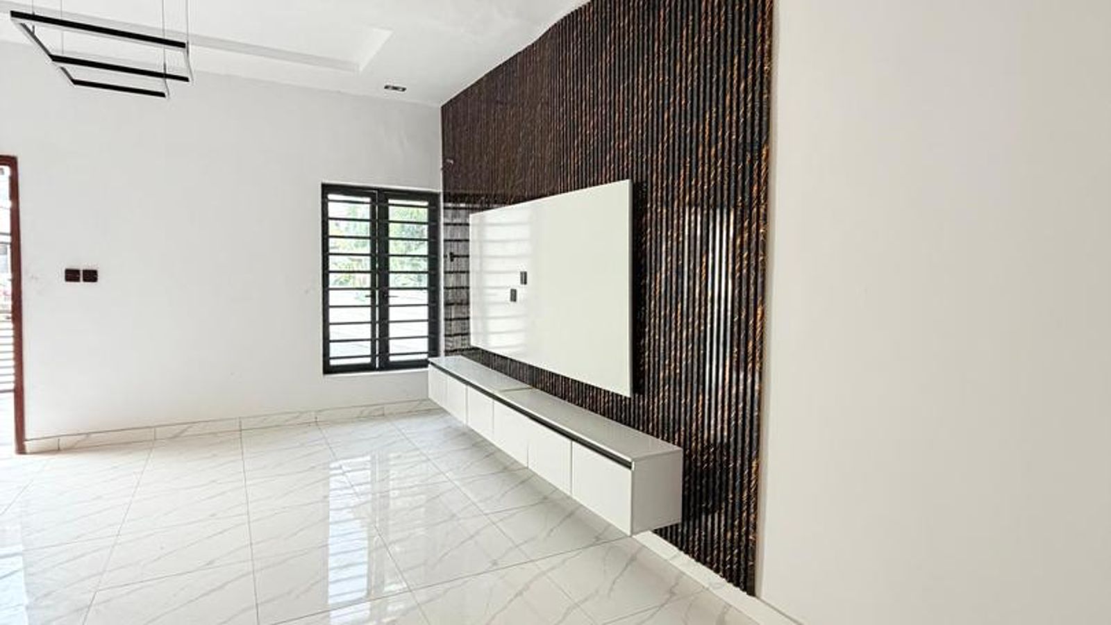 4 Bedroom Terrace Duplex