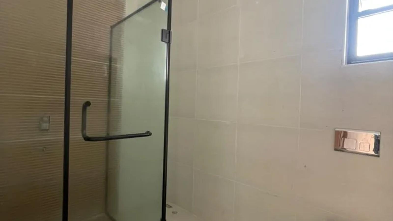 4 BEDROOM SEMI-DETACHED DUPLEX WITH BQ